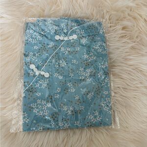 Chinese traditional dress